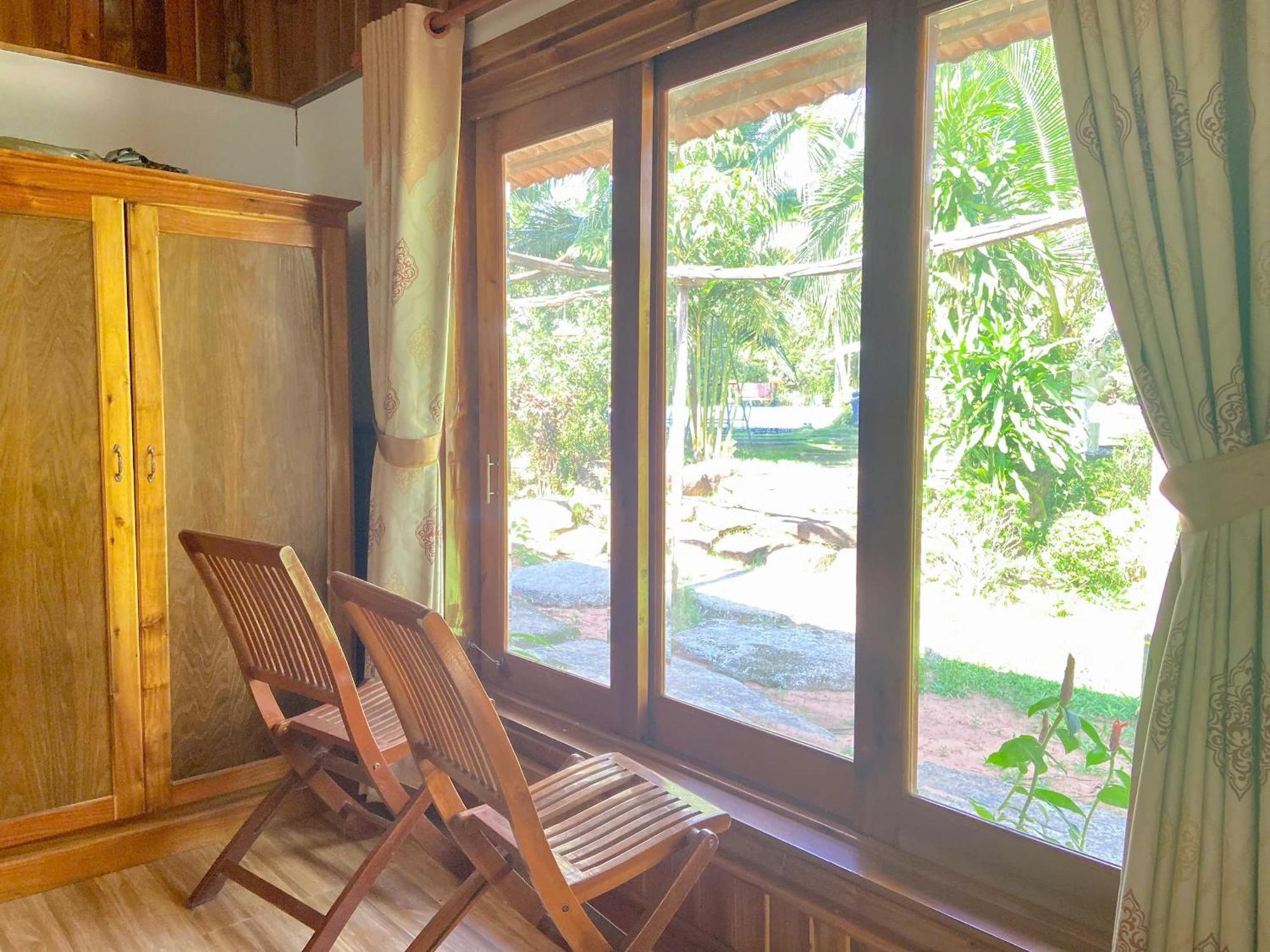 Y Nghia Bungalow Ong Lang Фу Куок Екстериор снимка