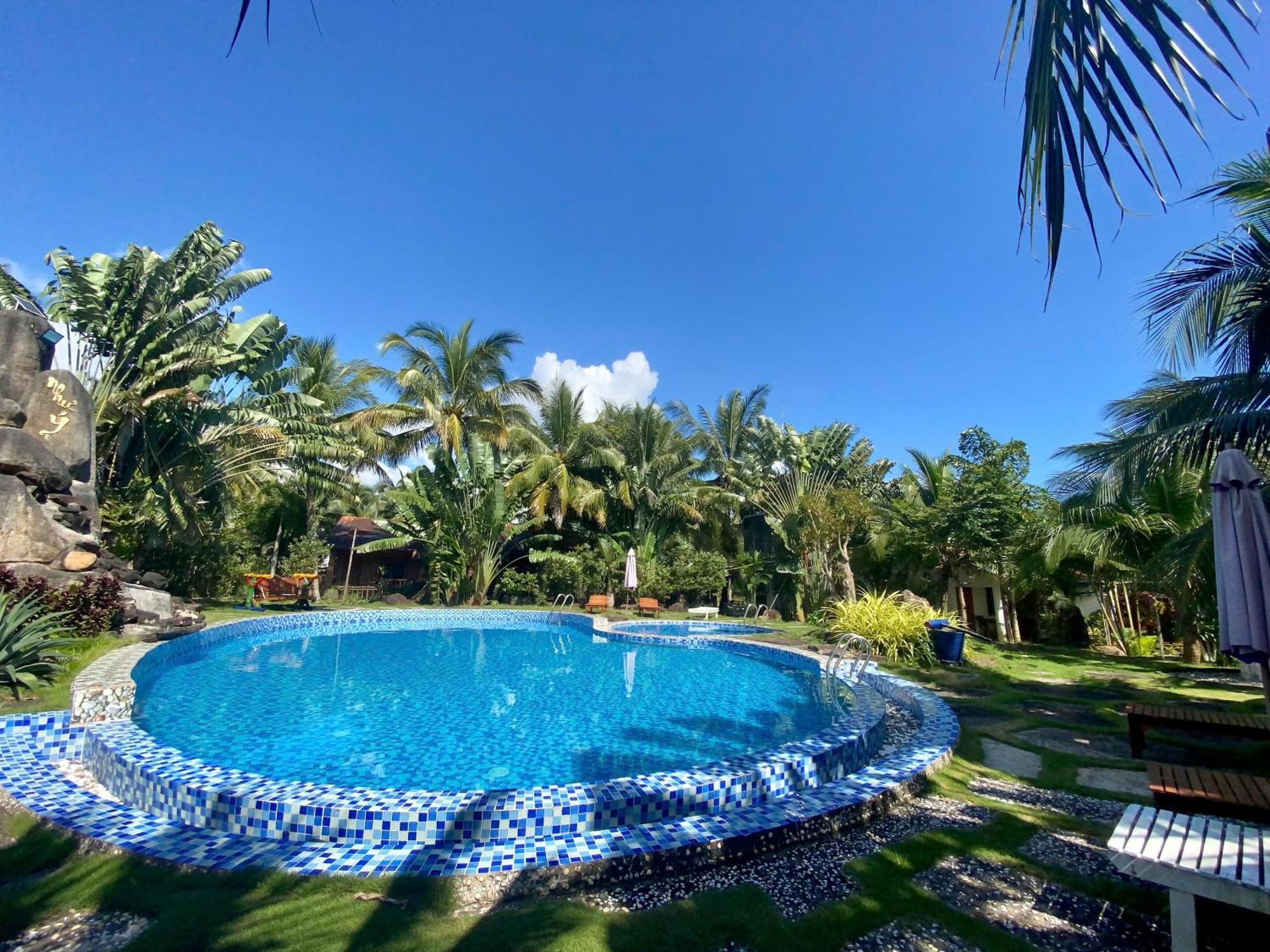 Y Nghia Bungalow Ong Lang Фу Куок Екстериор снимка