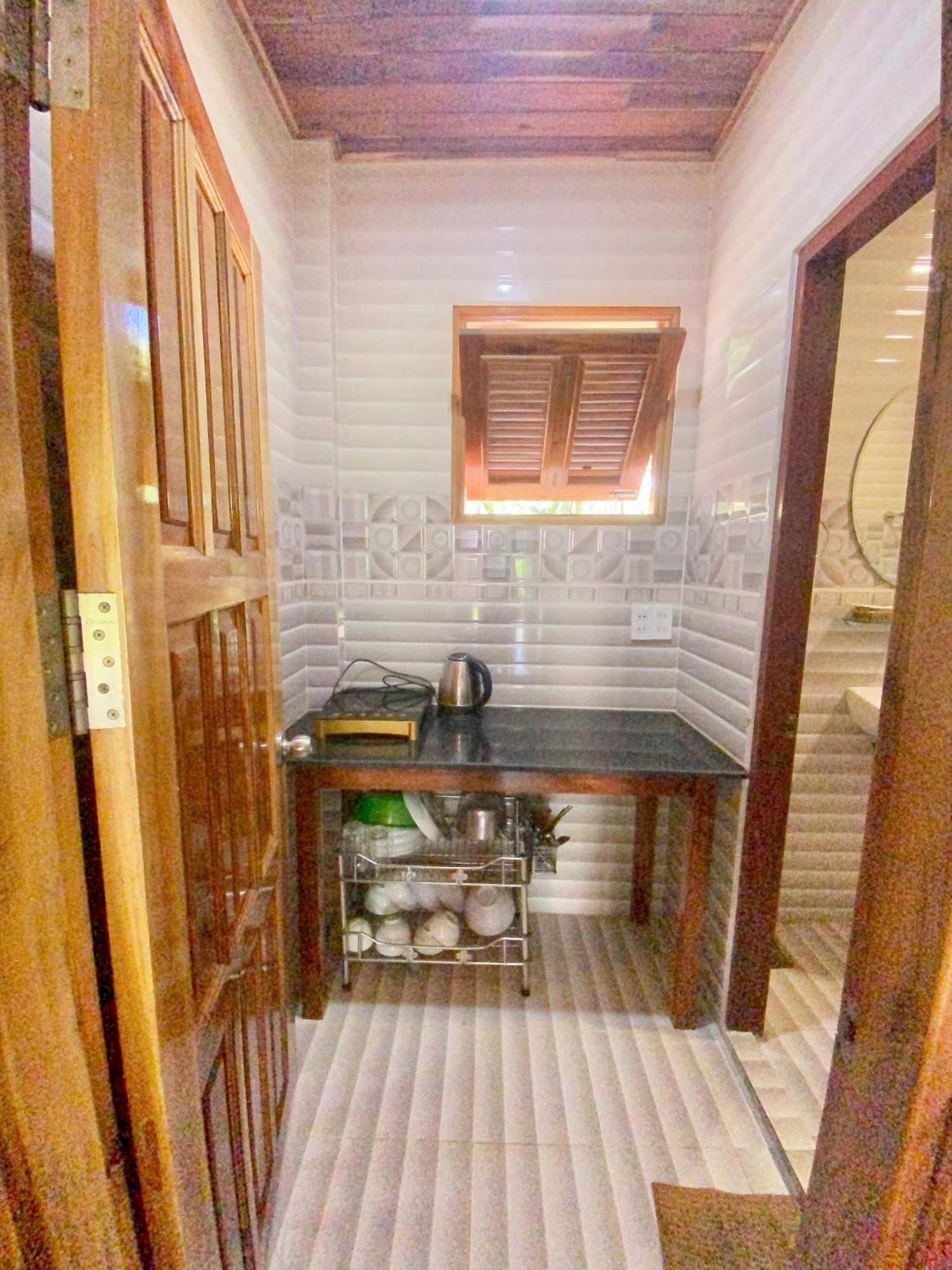 Y Nghia Bungalow Ong Lang Фу Куок Екстериор снимка