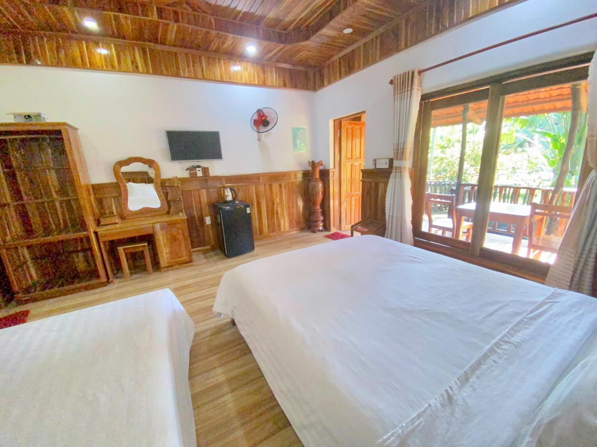 Y Nghia Bungalow Ong Lang Фу Куок Екстериор снимка